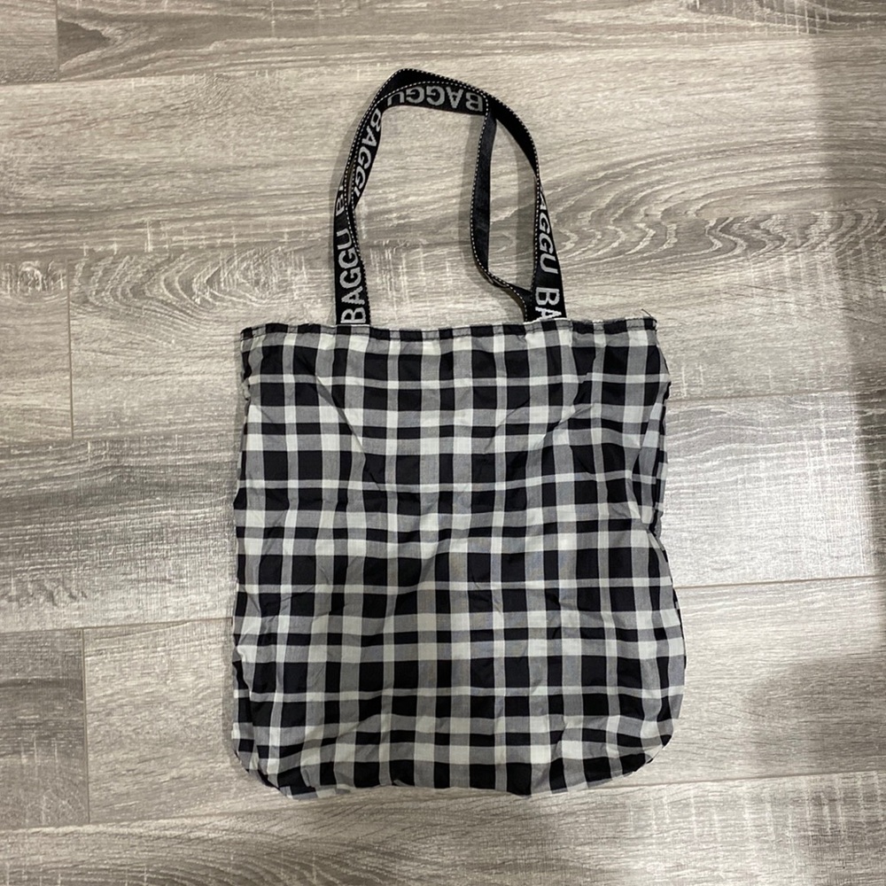 Baguu foldable tote